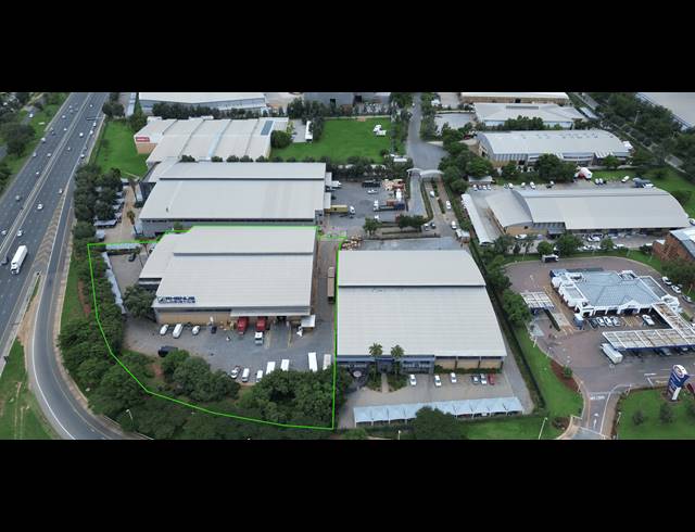 4,286M² WAREHOUSE TO LET IN LONGMEADOW